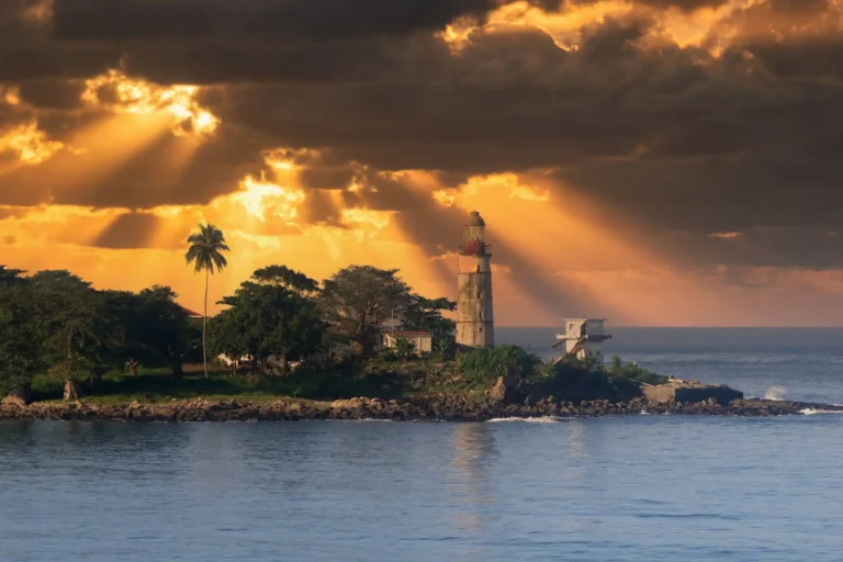 Sierra-Leone--freetown the harbour of sierra leone